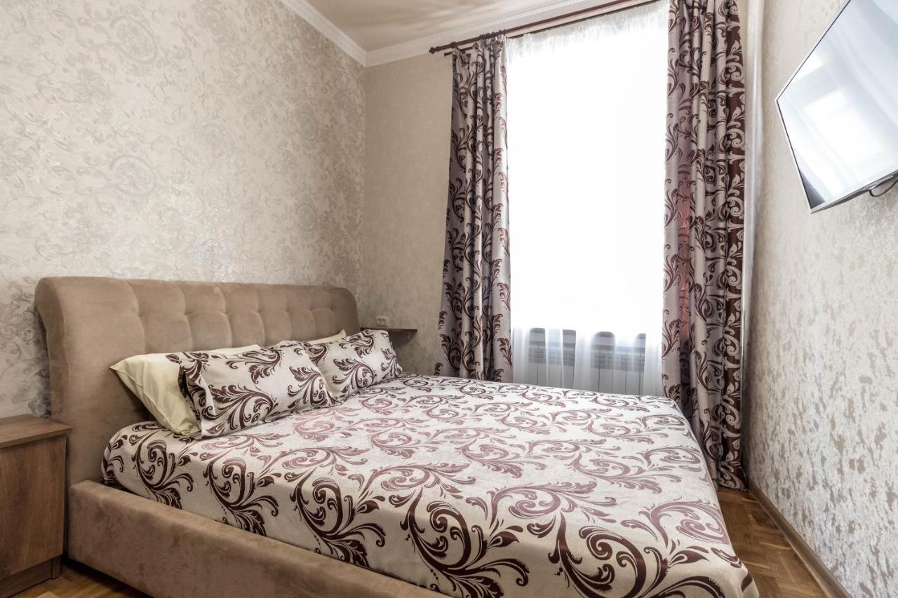 Apartments Near Rynok Square On Staroyevreyska And Fedorova Streets Lviv Bagian luar foto