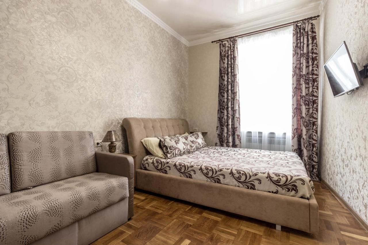 Apartments Near Rynok Square On Staroyevreyska And Fedorova Streets Lviv Bagian luar foto
